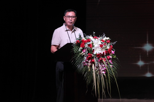 18.副院长黄平发表讲话_调整大小