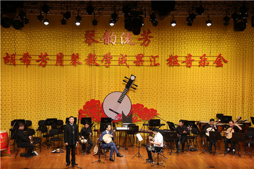 8名家助演