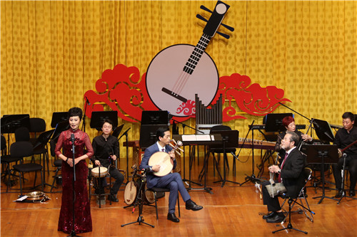 9名家助演