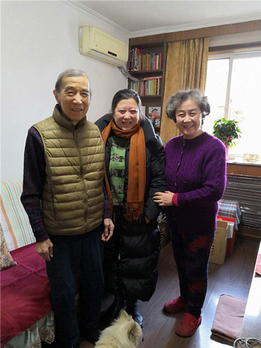 6副院长黄珊珊慰问钱贵元老师夫妇