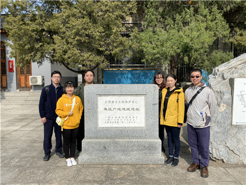 8图书舞美党支部党员合影