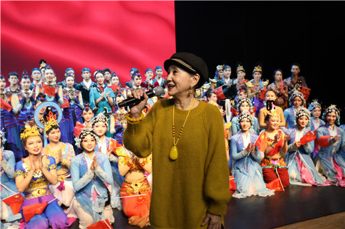 31著名舞蹈家陈爱莲对演员们给予寄语