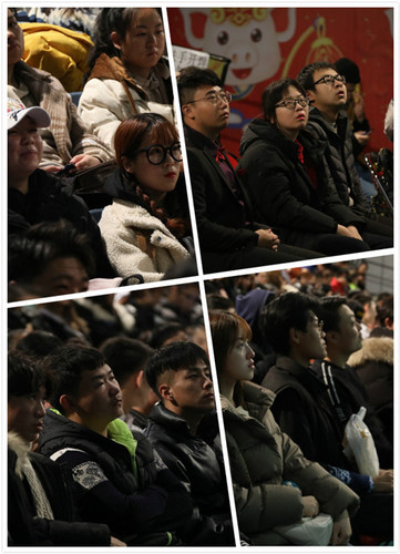 2.同学们认真聆听讲座
