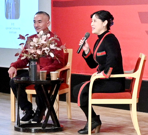 3讲座现场
