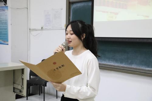 5.入团积极分子代表中专音乐2017班郑乔忆发言